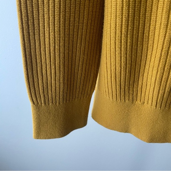 H&M Muscle Fit Ribbed Knit Sweater Mustard Yellow Mens Size Medium - Picture 4 of 7